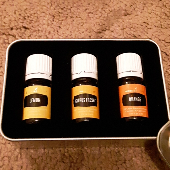 Young Living Citrus Essential Oil Kit - Picture 1 of 2